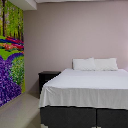 Amazonia Palacce Hotel Marabá Exterior photo